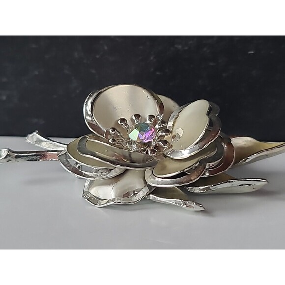 Silver Floral Rhinestone Brooch Vintage - Picture 6 of 10